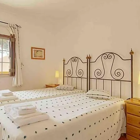 Monte Branco - Private Swimming Pool فيلة